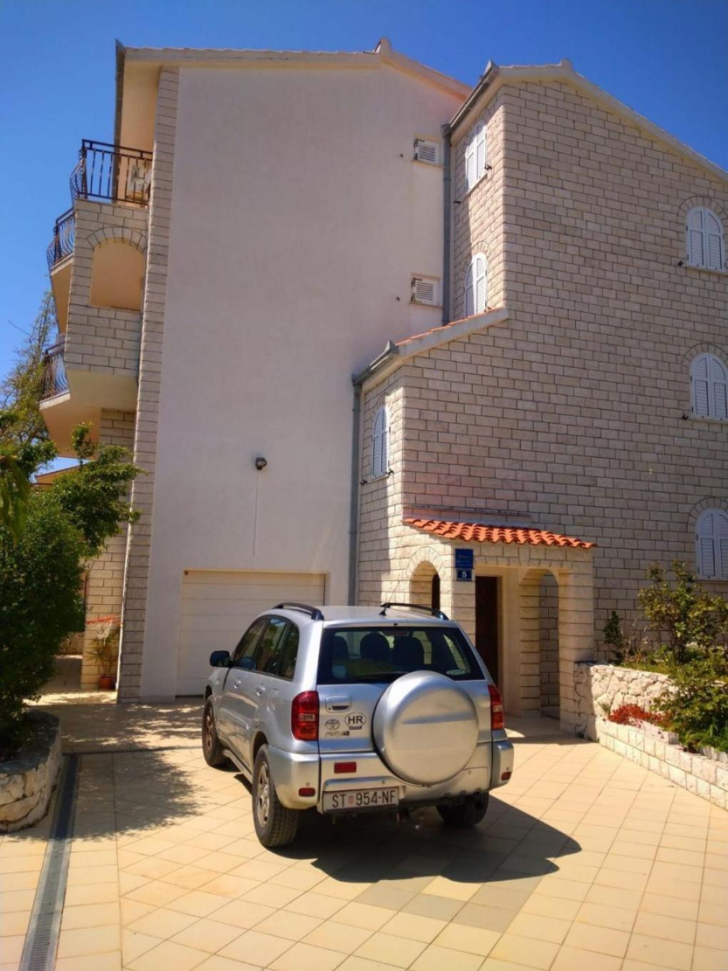 Apartments Filip Trogir Exteriör bild